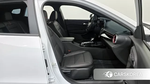 Chevrolet (GM Daewoo) Trax Crossover 2023 Белый из Кореи, фото 2