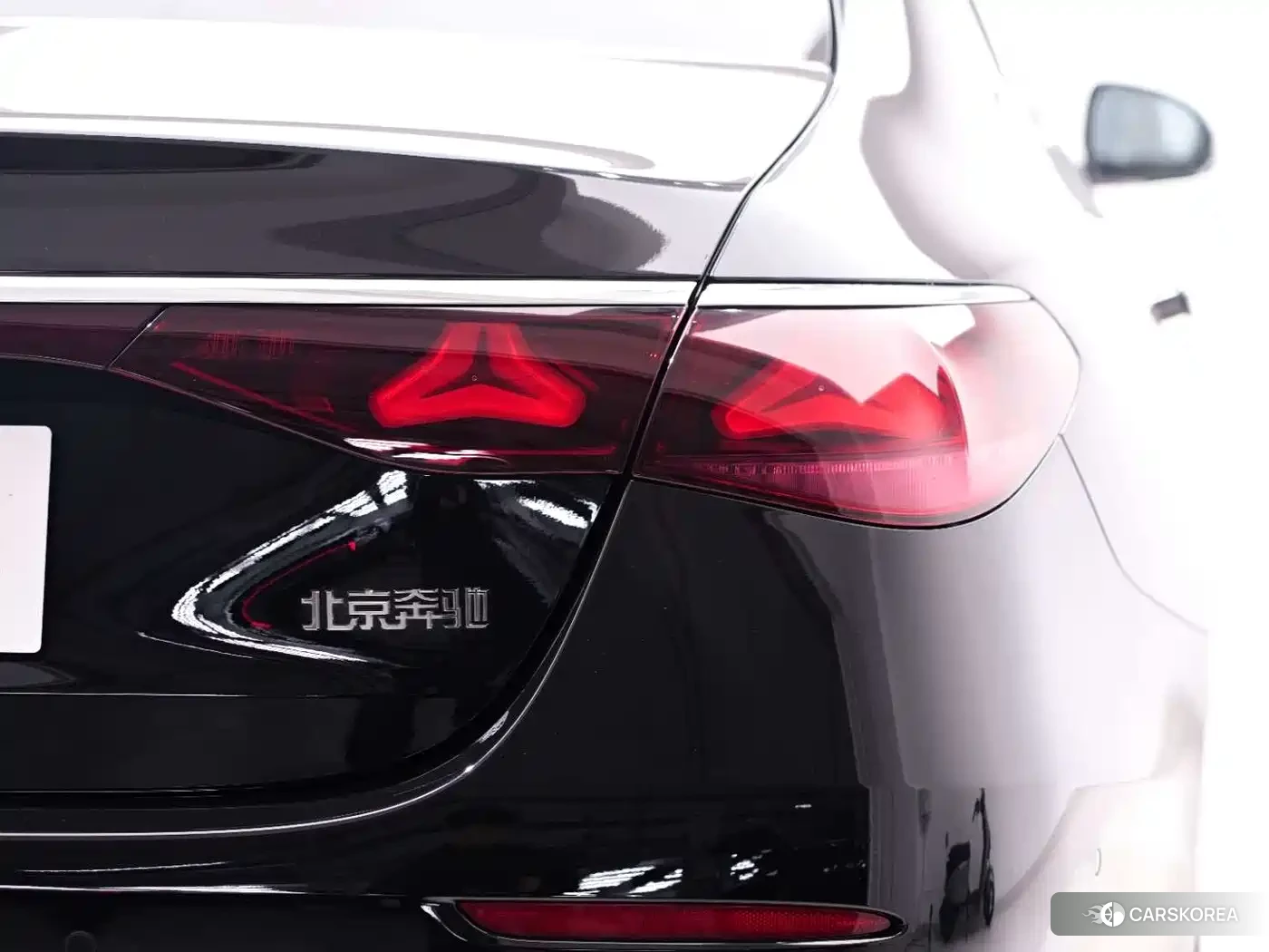 Mercedes-Benz E-Class 2025 Черный из Китая, фото 2