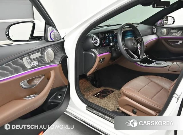 Mercedes-Benz E-Class W213 2023 Белый из Кореи, фото 2