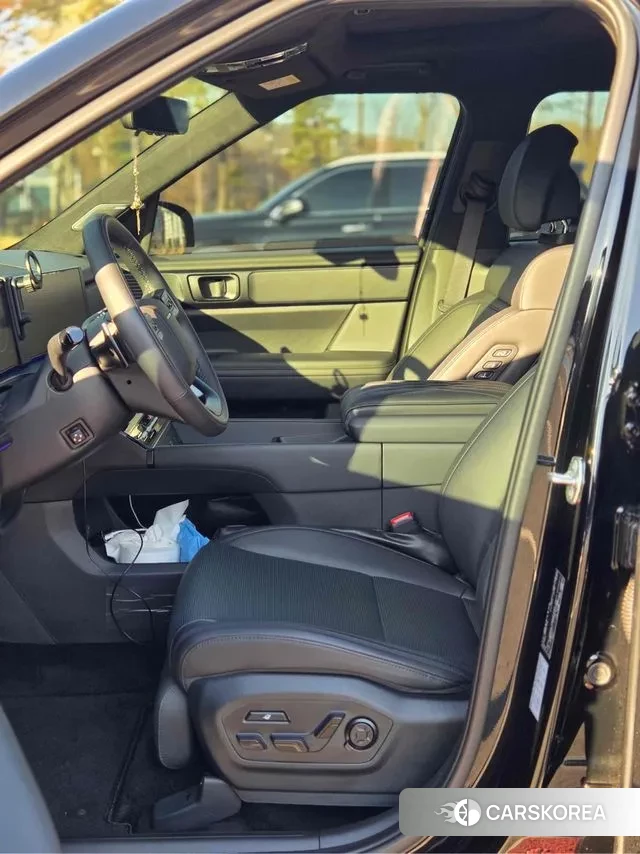 Hyundai Santa Fe (MX5) 2025 Черный из Кореи, фото 2