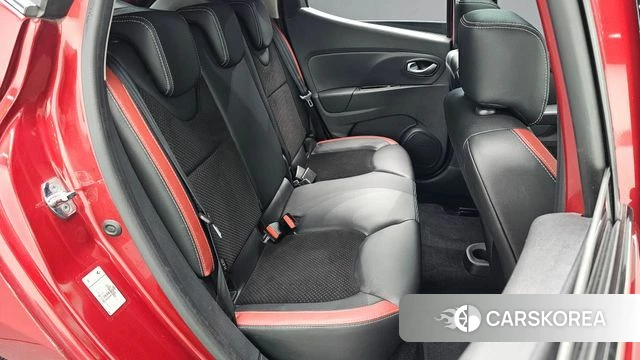 Renault Korea (Samsung) Clio 2019 Красный из Кореи, фото 2