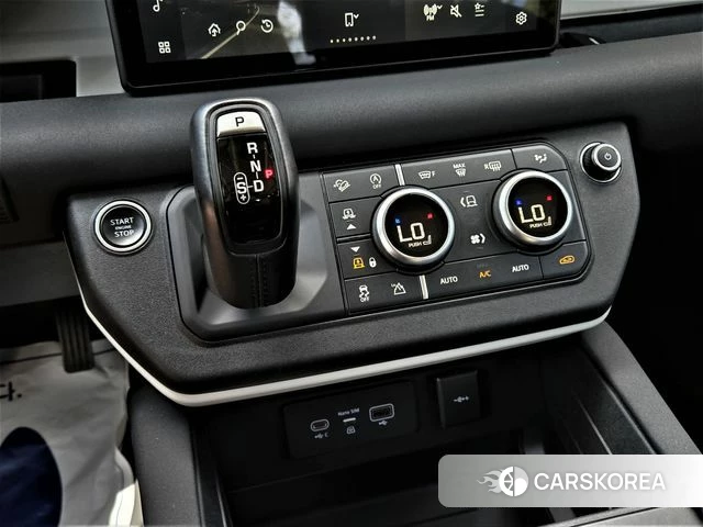 Land Rover Defender (L663) 2020 Белый из Кореи, фото 2