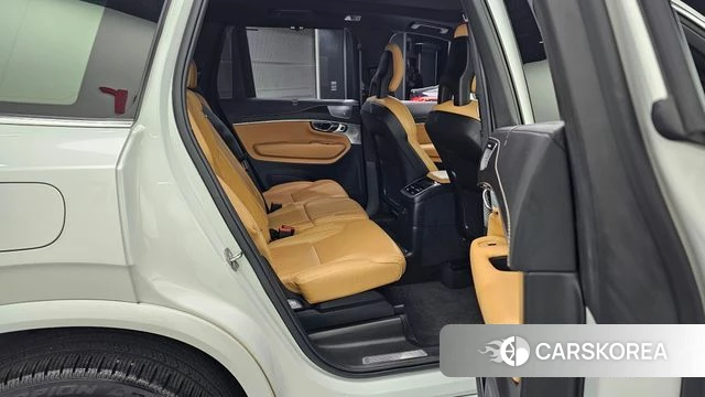 Volvo XC90 second Generation 2021 Белый из Кореи, фото 2