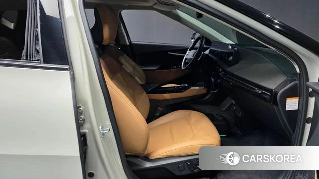 Kia EV6 2021 Жемчужный цвет из Кореи, фото 2