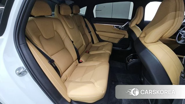 Volvo S90 2023 Белый из Кореи, фото 2