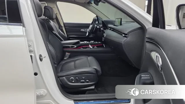 Genesis GV70 2022 Белый из Кореи, фото 2