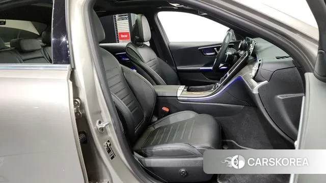 Mercedes-Benz C-Class W206 2022 Серый из Кореи, фото 2