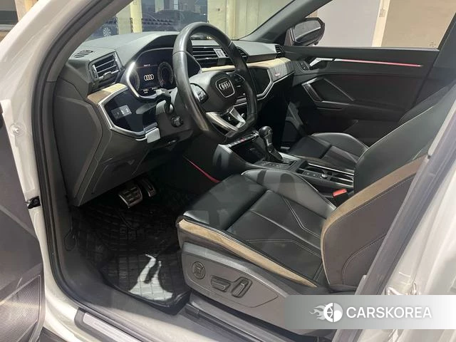 Audi Q3 2023 Белый из Китая, фото 2