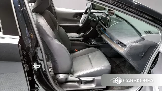 Toyota Prius 5th Generation 2023 Черный из Кореи, фото 2