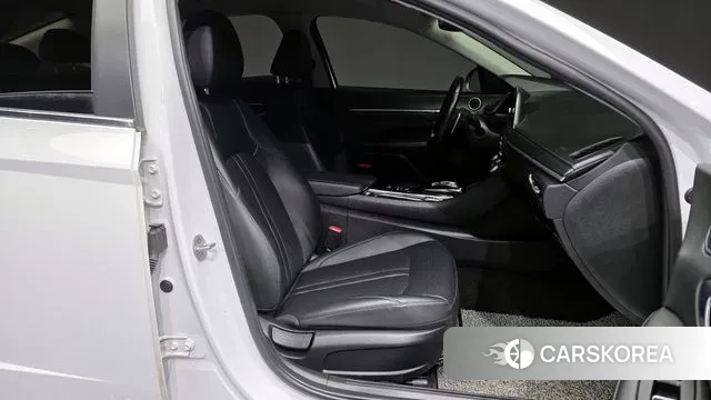 Hyundai Sonata (DN8) 2022 Белый из Кореи, фото 2