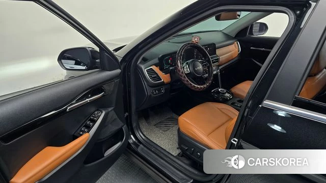 Kia The New Seltos 2024 Черный из Кореи, фото 2
