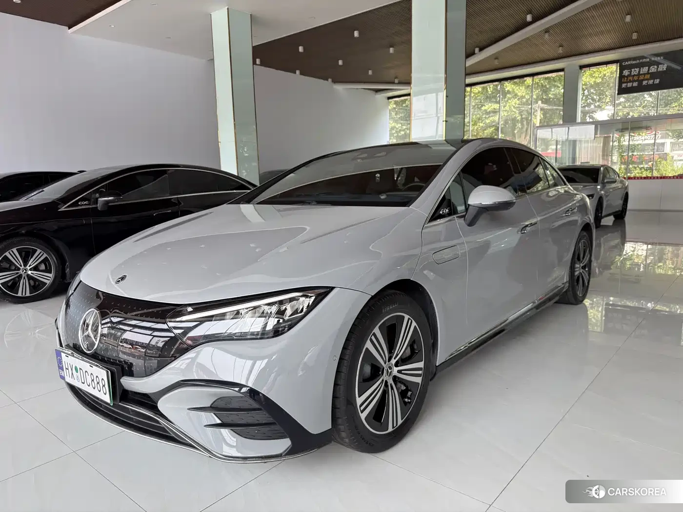 Mercedes-Benz EQE 2024 Silver/gray из Китая, фото 2