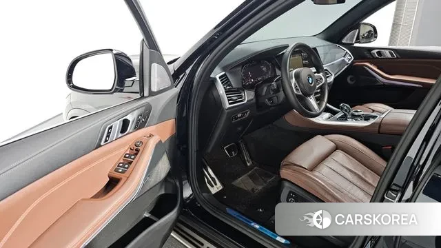 BMW X5 (G05) 2021 Черный из Кореи, фото 2