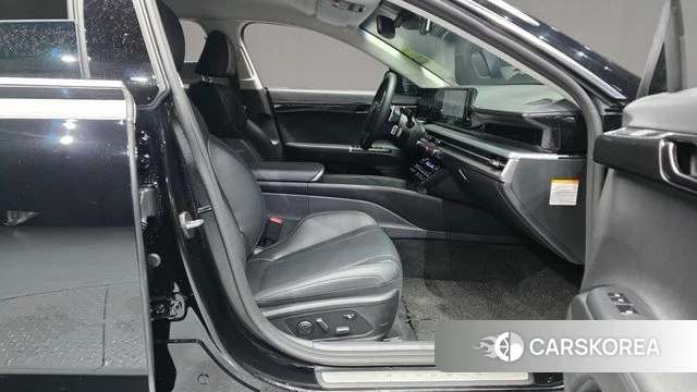 Hyundai Grandeur Hybrid (GN7) 2023 Черный из Кореи, фото 2