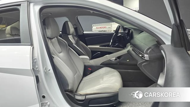 Hyundai Avante (CN7) 2023 Белый из Кореи, фото 2