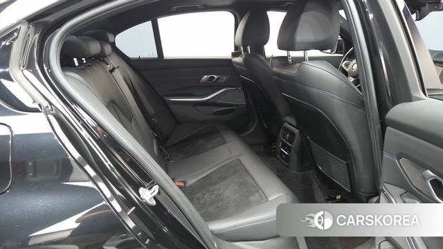 BMW 3 Series (G20) 2021 Черный из Кореи, фото 2