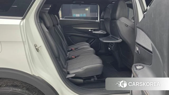 Peugeot 5008 second generation 2020 Белый двухцветный из Кореи, фото 2