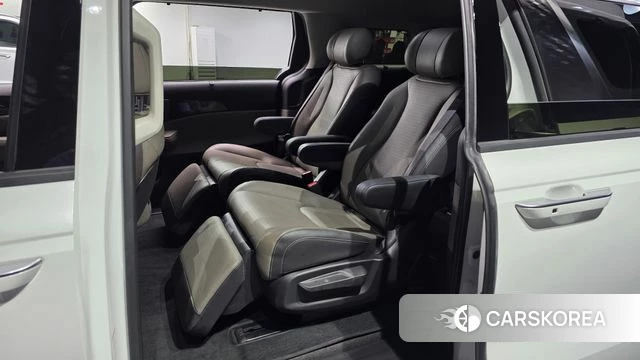 Kia The New Carnival 4th Generation 2025 Белый из Кореи, фото 2