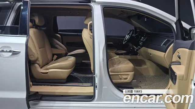 Kia The New Carnival 2019 Белый из Кореи, фото 2