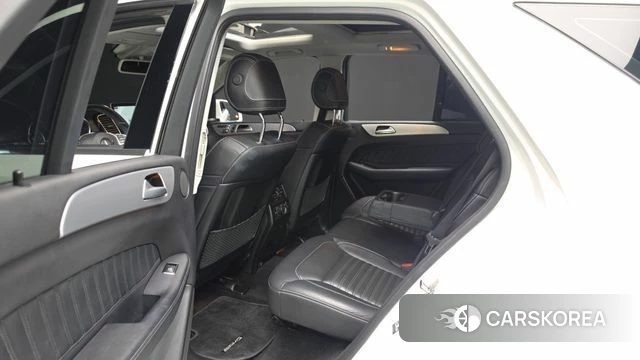 Mercedes-Benz GLE - Class W166 2018 Белый из Кореи, фото 2