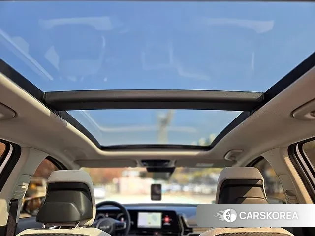 Kia Sportage 5th Generation Hybrid 2022 Белый из Кореи, фото 2