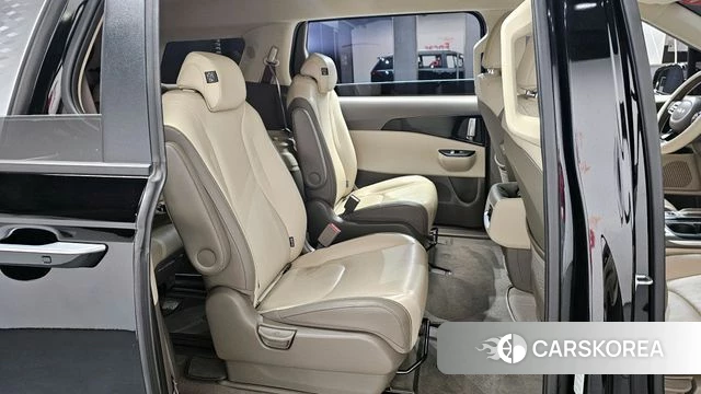 Kia Carnival 4th generation 2022 Черный из Кореи, фото 2