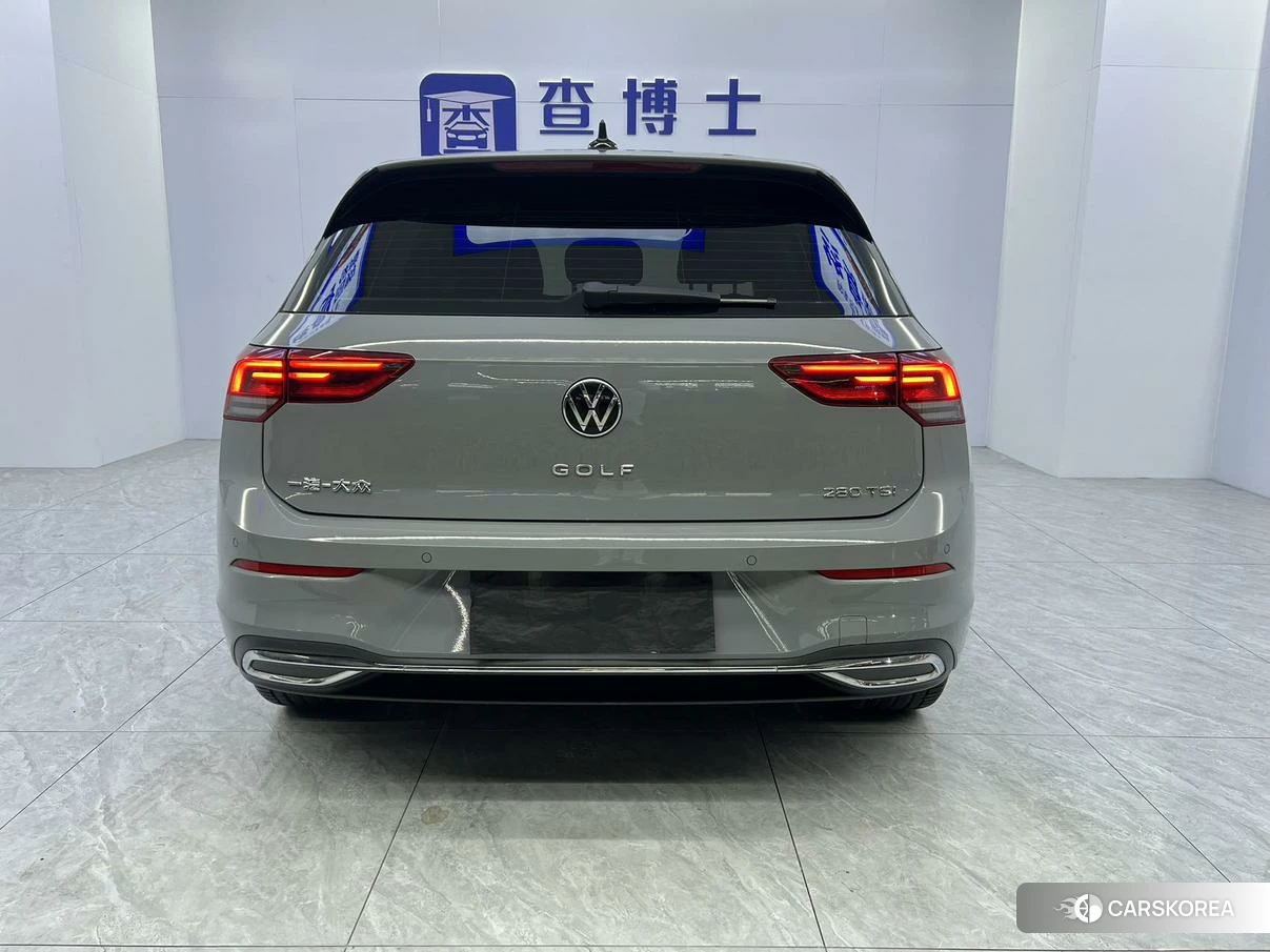 Volkswagen Golf 2022 Темно-серый из Китая, фото 2