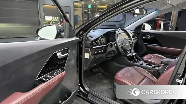 Kia The New Niro 2021 Черный из Кореи, фото 2