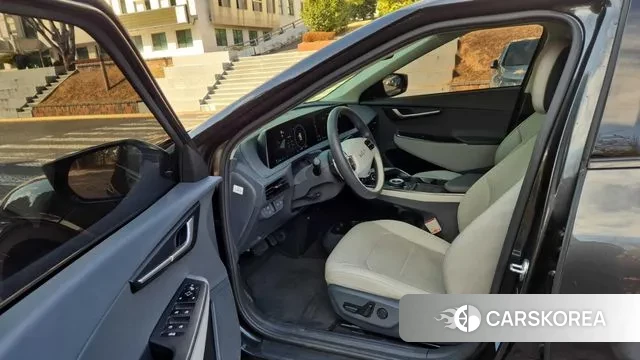 Kia EV6 2022 Серый из Кореи, фото 2