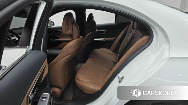 Mercedes-Benz E-Class W214 2025 Белый из Кореи, фото 2