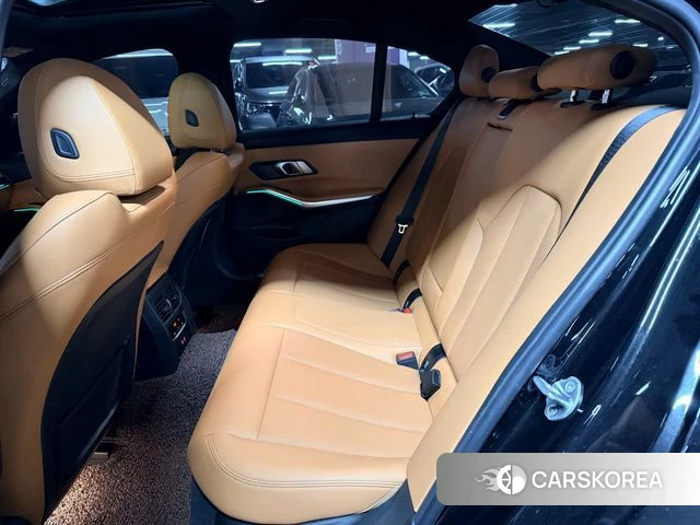 BMW 3 Series (G20) 2022 Черный из Кореи, фото 2