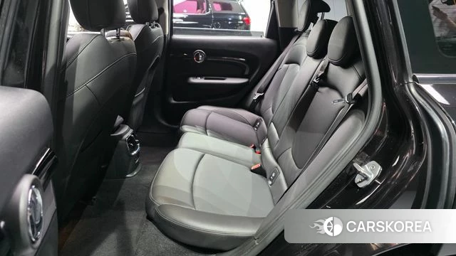 Mini Cooper D Clubman 2019 Черный из Кореи, фото 2