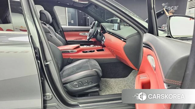 Genesis GV70 2022 Серый из Кореи, фото 2