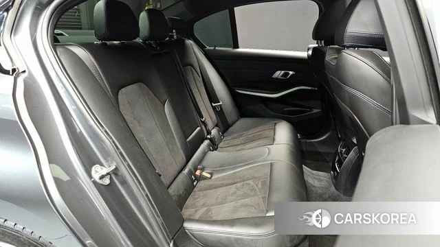 BMW 3 Series (G20) 2022 Серый из Кореи, фото 2