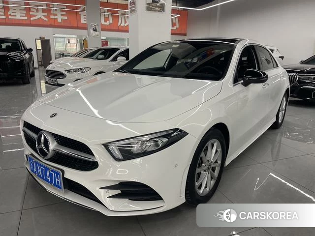 Mercedes-Benz Class A 2021 Белый из Китая, фото 2