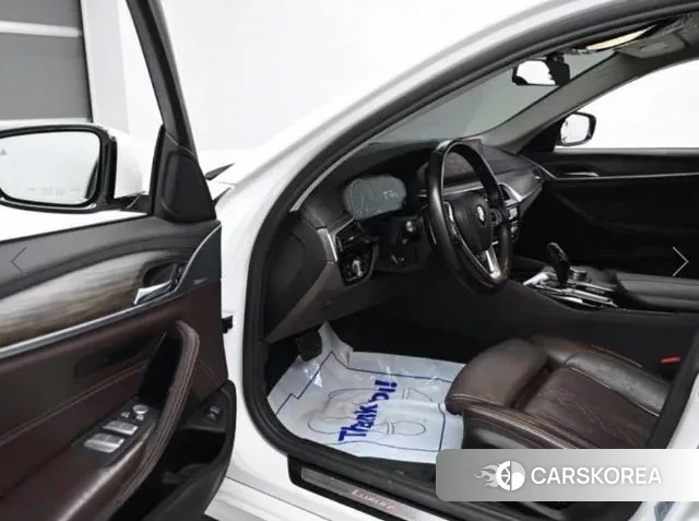 BMW 5 Series (G30) id 2902625 из Кореи 2