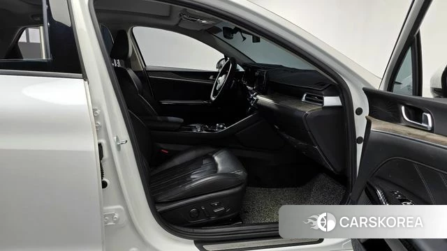 Kia K5 3rd generation 2021 Белый из Кореи, фото 2