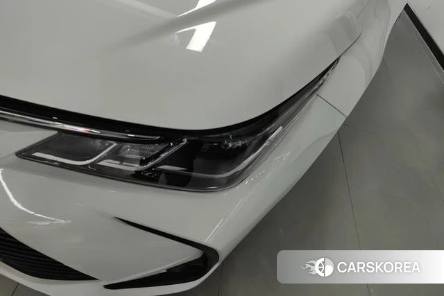 Toyota Corolla 2021 Белый из Китая, фото 2