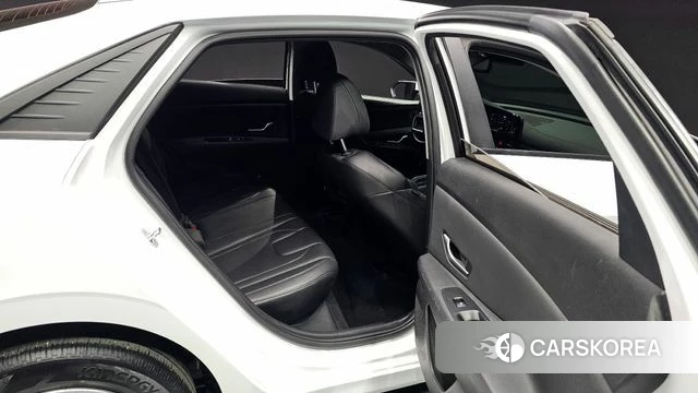 Hyundai Avante (CN7) 2021 Белый из Кореи, фото 2