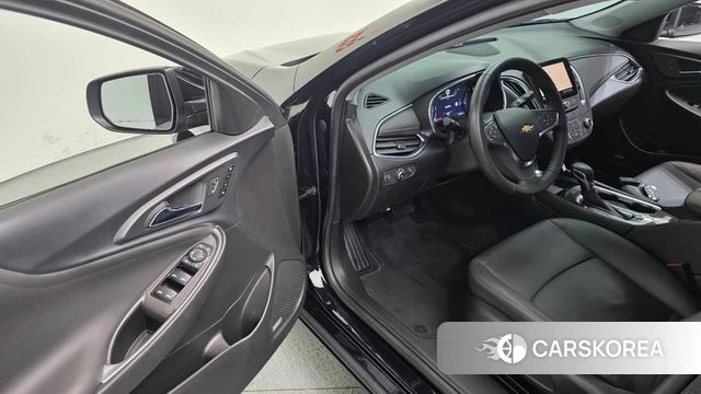 Chevrolet (GM Daewoo) The New Malibu 2022 Черный из Кореи, фото 2