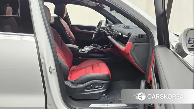 Porsche Cayenne (PO536) 2024 Белый из Кореи, фото 2