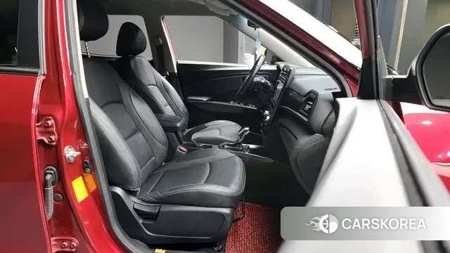 Ssangyong Berry New Tivoli 2021 Красный из Кореи, фото 2