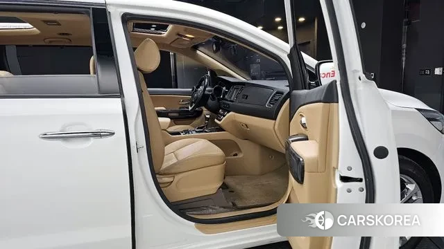 Kia All New Carnival 2018 Белый из Кореи, фото 2