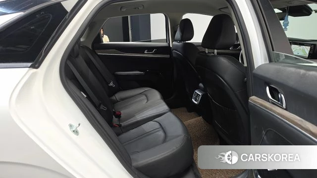 Kia K5 3rd generation 2022 Белый из Кореи, фото 2