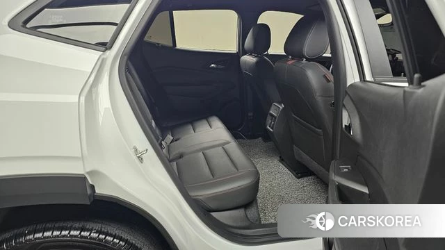 Chevrolet (GM Daewoo) Trax Crossover 2023 Белый из Кореи, фото 2