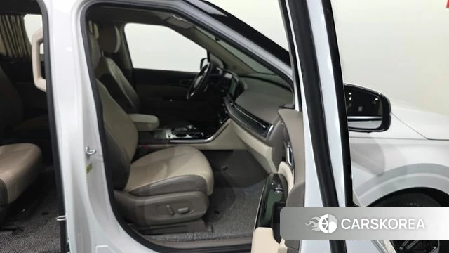 Kia Carnival 4th generation 2022 Белый из Кореи, фото 2