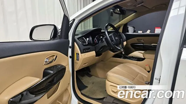 Kia The New Carnival 2018 Белый из Кореи, фото 2