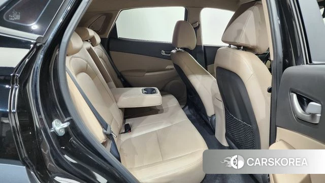 Hyundai Kona 2019 Черный из Кореи, фото 2