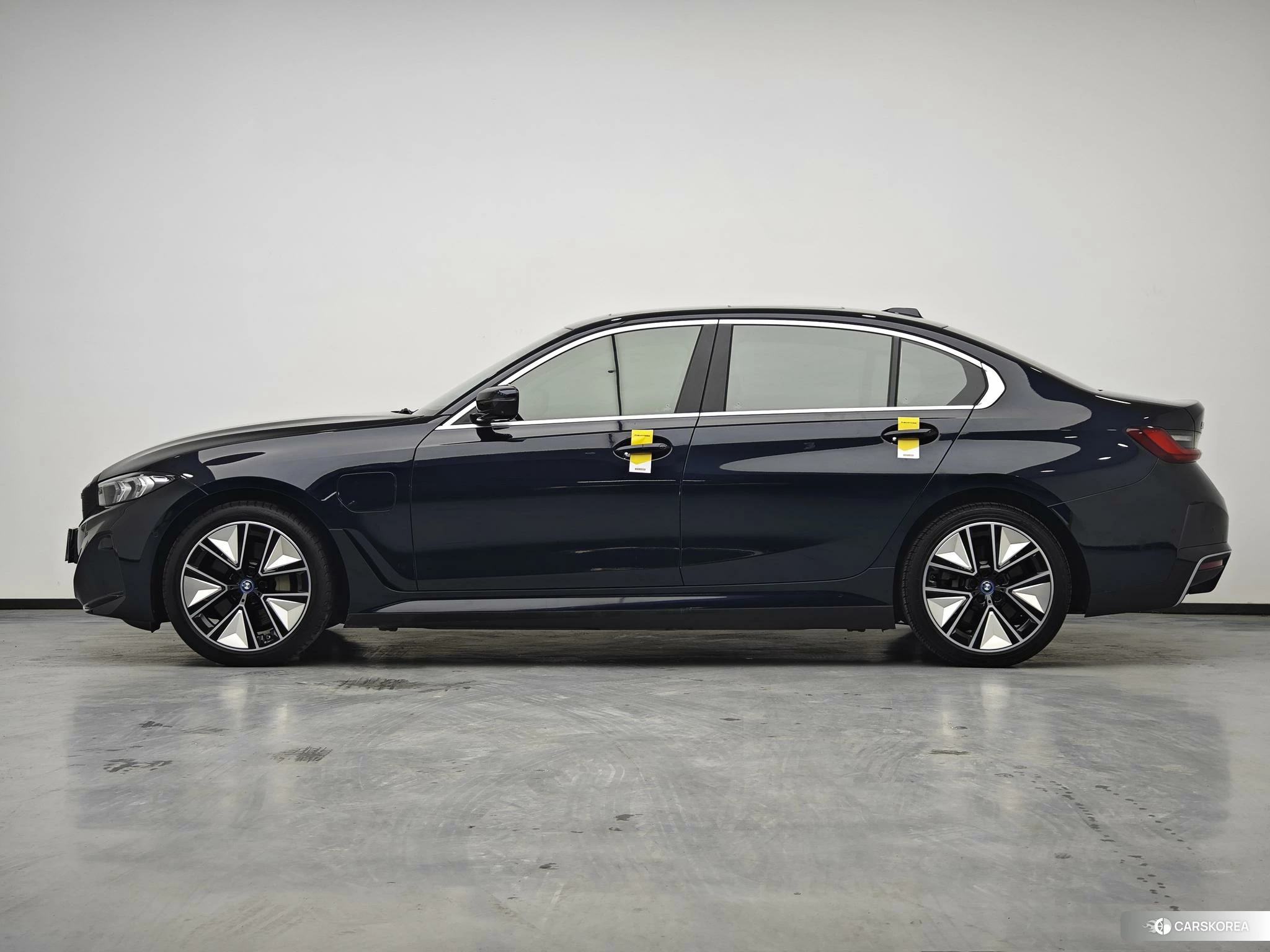 BMW i3 2022 Черный из Китая, фото 2
