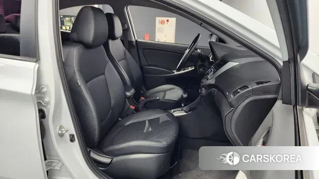 Hyundai Accent (New type) 2019 Белый из Кореи, фото 2